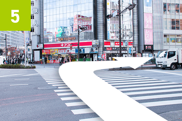 西武新宿線 西武新宿駅 2番出口　道順5